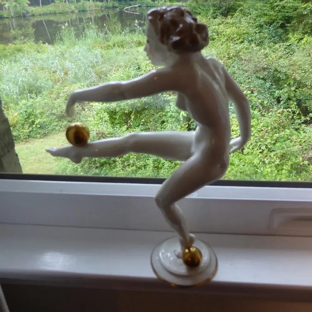 Hutschenreuther Art Deco Nude Woman Figurine Gold Ball 8.5